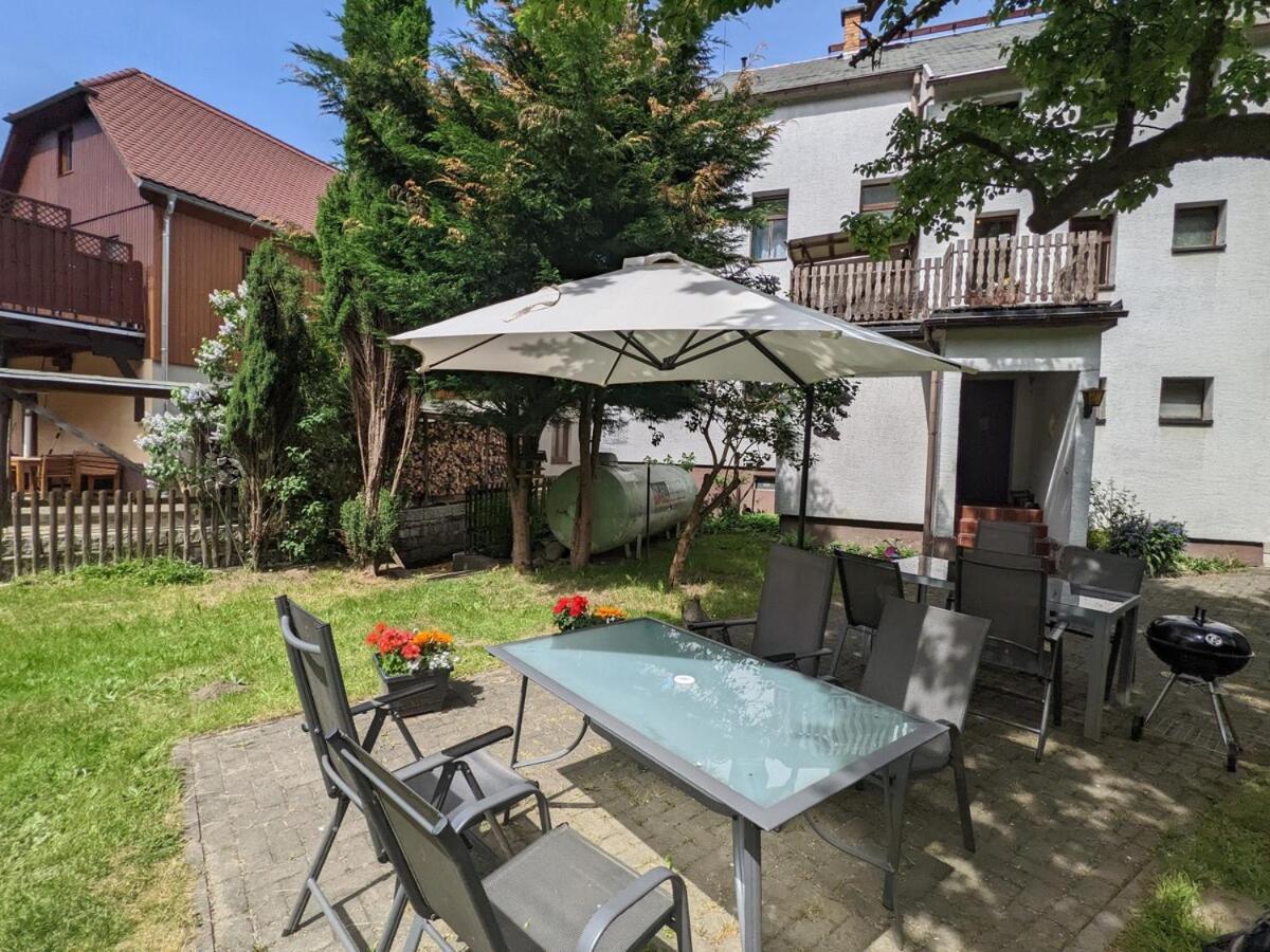 H2 - Urlaubsmagie - Garten, Pool, Terrasse, Grill Sebnitz Exteriör bild