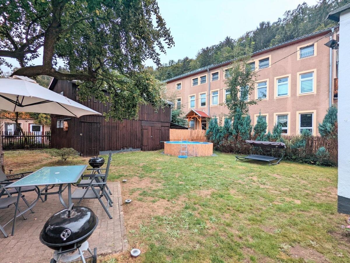 H2 - Urlaubsmagie - Garten, Pool, Terrasse, Grill Sebnitz Exteriör bild