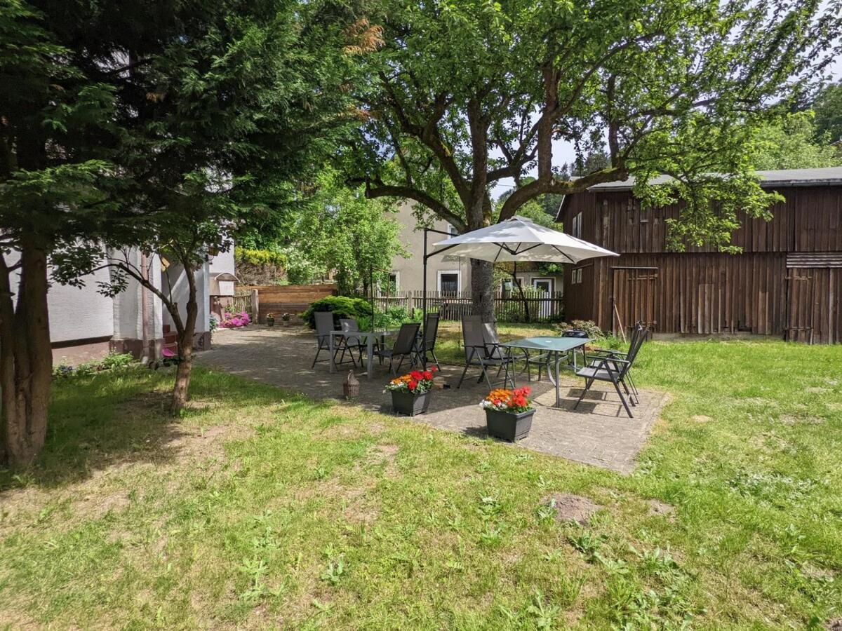 H2 - Urlaubsmagie - Garten, Pool, Terrasse, Grill Sebnitz Exteriör bild